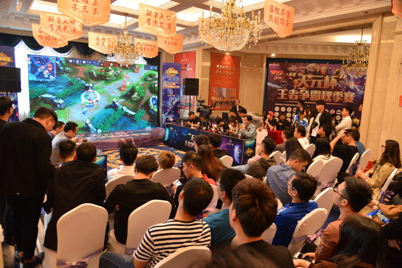天元廣場(chǎng)&ldquo;王者爭霸&rdquo;總決賽決出最強(qiáng)王者