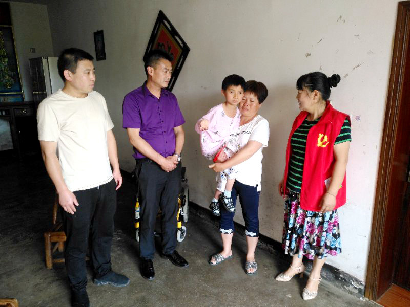 安徽道爾：慰問(wèn)殘疾兒童 情暖困難家庭