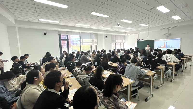 明日&ldquo;精英業(yè)務&rdquo;項目獲秋季校招學子青睞