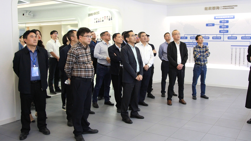 重慶市供銷(xiāo)合作總社副主任張海清率社企干部到浙農(nóng)考察交流
