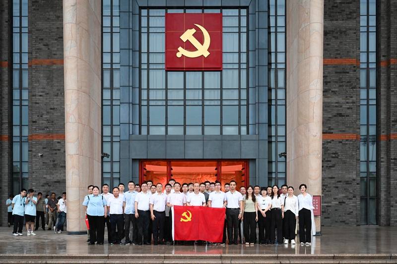 集團第一黨支部與浙農(nóng)茂陽黨支部聯(lián)合開展&ldquo;追溯紅色記憶 踐行紅船精神&rdquo;主題黨日活動