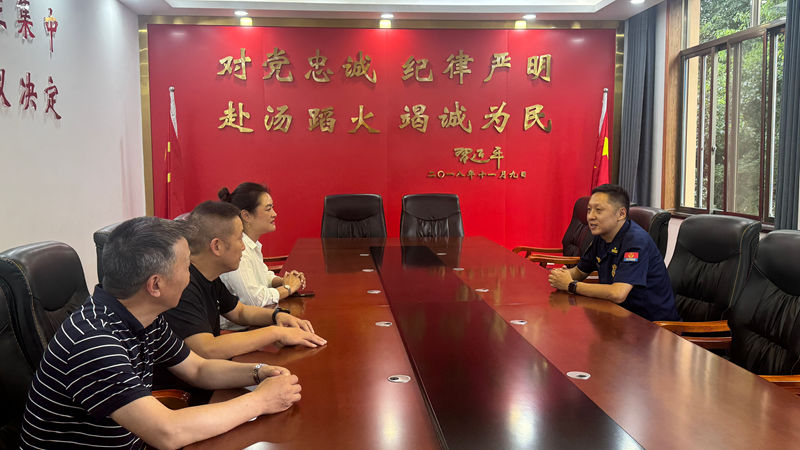 浦江農批市場開展&ldquo;八一&rdquo;擁軍慰問活動